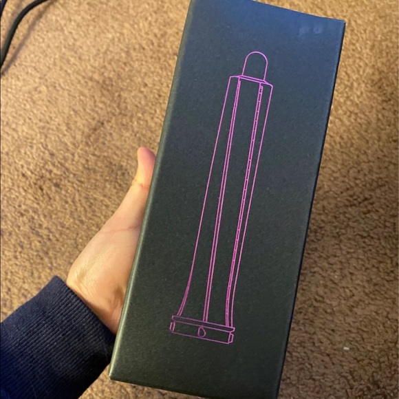 Dyson Prussian blue airwrap with extra long barrel - Picture 10 of 11